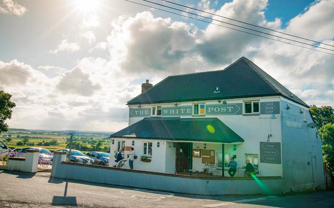 The White Post wins Britain’s Best Pub Roast award